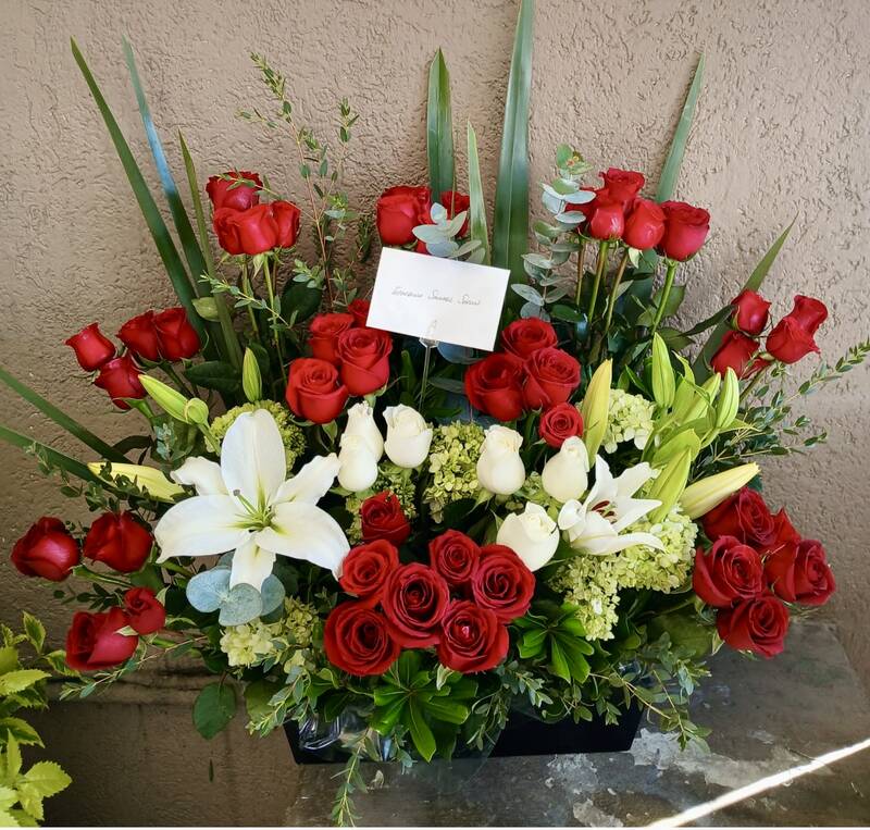 DOCENA DE ROSAS